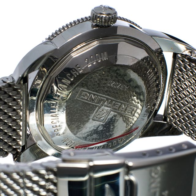 Breitling SuperOcean Heritage B20 Automatic 46 AB2020 Image 4